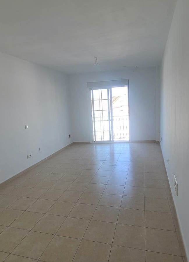 2-bedroom Flat In Alhaurin El Grande, Spain (70 M²)