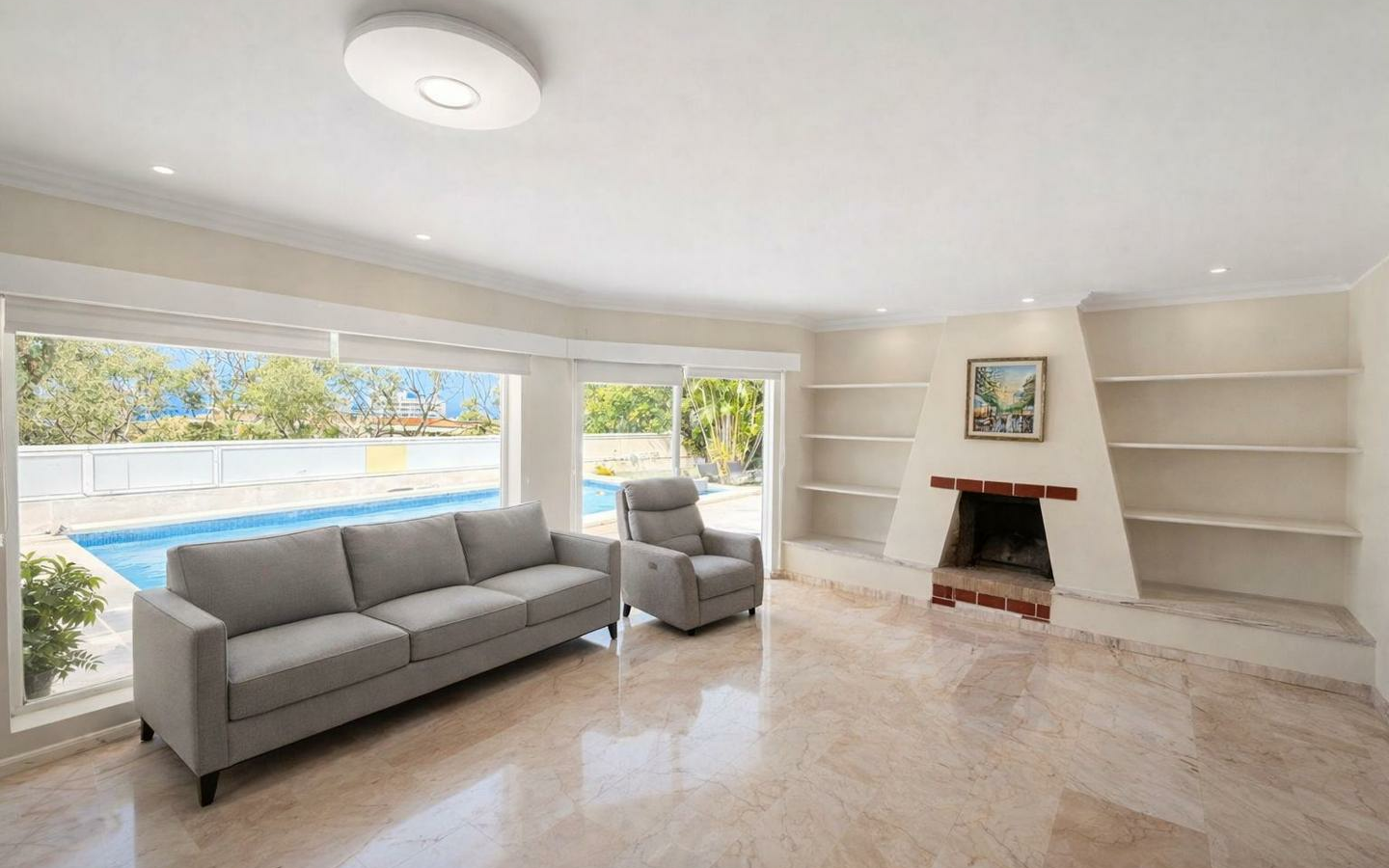 2-bedroom Villa In Puerto De La Cruz, Spain (215 M²)