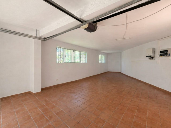 2-bedroom Villa In Puerto De La Cruz, Spain (215 M²)