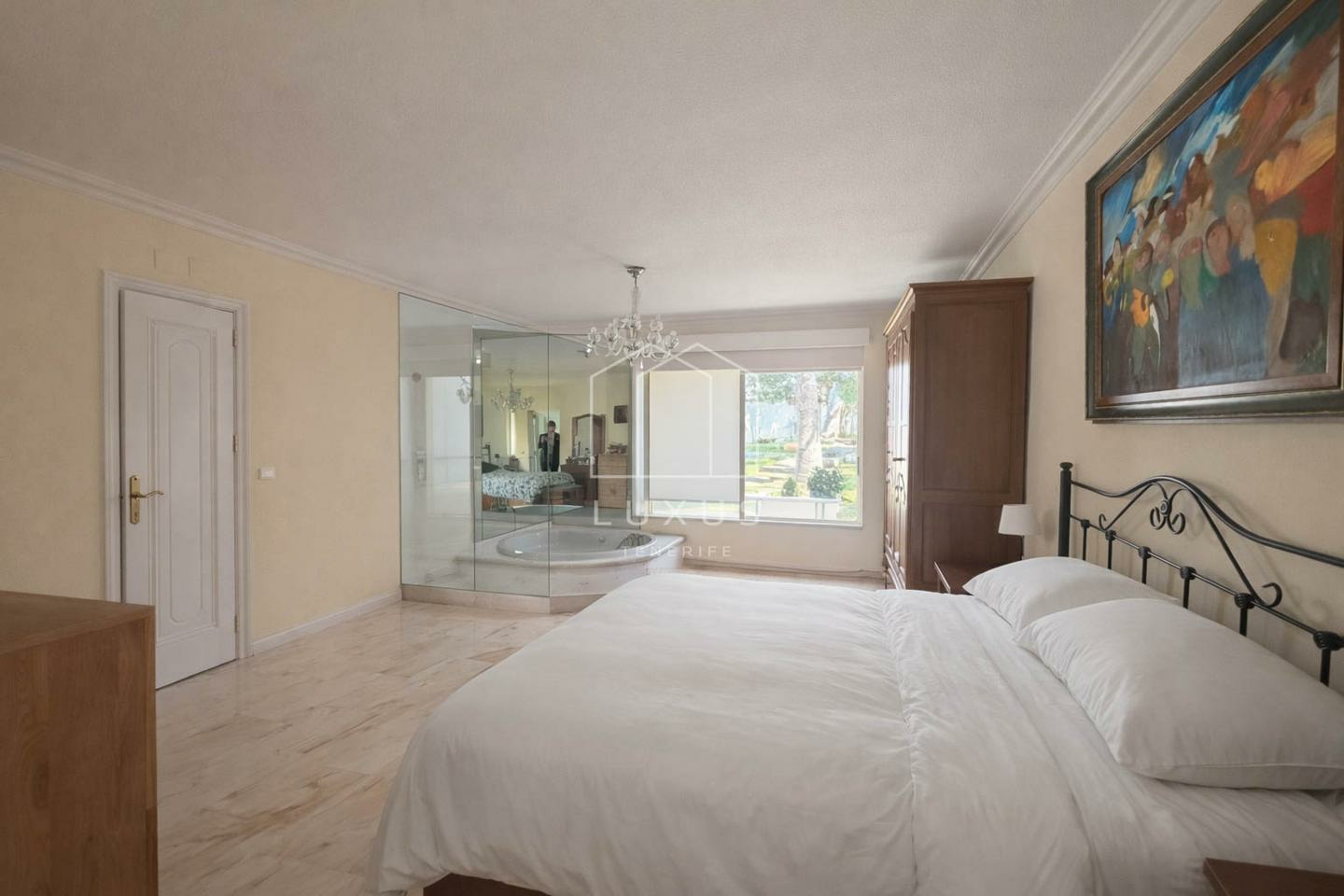 2-bedroom Villa In Puerto De La Cruz, Spain (215 M²)
