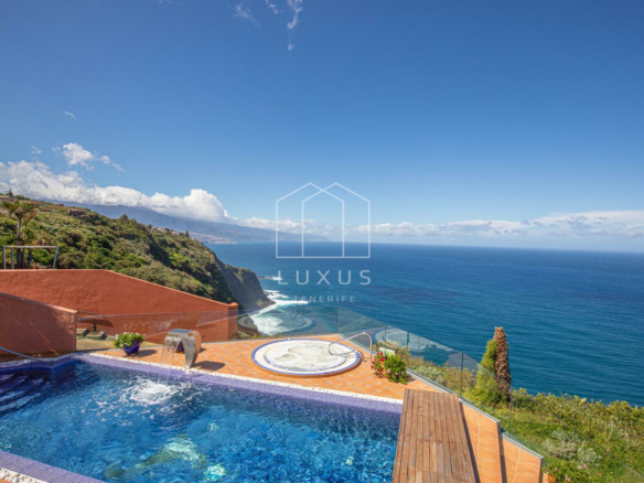 5-bedroom Villa In La Costa, Spain (629 M²)