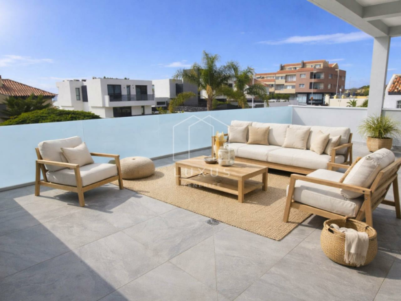 4-bedroom Villa In Costa Adeje, Spain (308 M²)