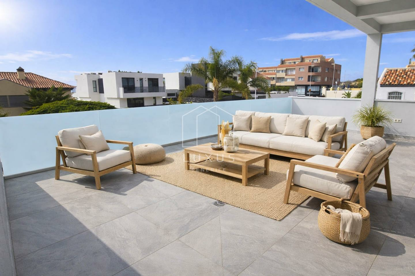 4-bedroom Villa In Costa Adeje, Spain (308 M²)