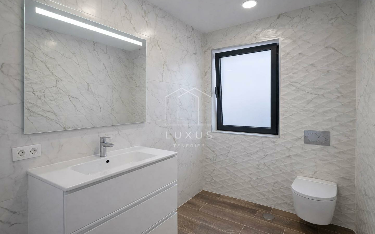 4-bedroom Villa In Costa Adeje, Spain (308 M²)