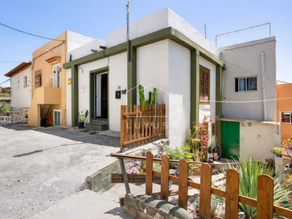 1-bedroom Villa In Granadilla, Spain (125 M²)