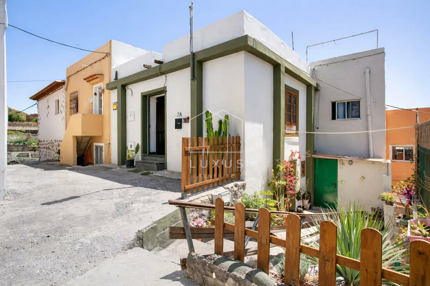 1-bedroom Villa In Granadilla, Spain (125 M²)