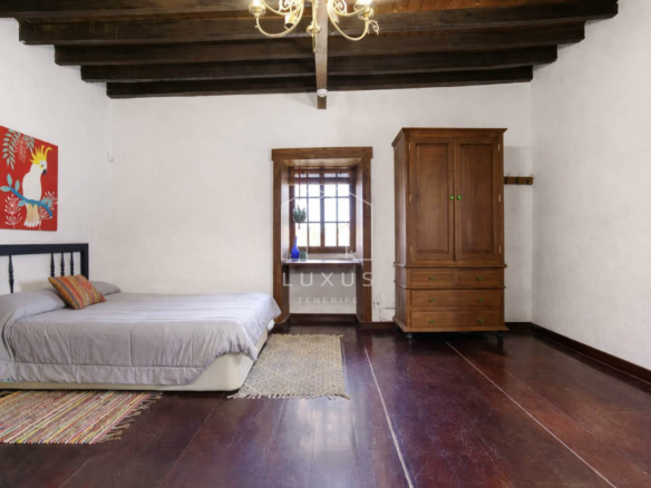 1-bedroom Villa In Granadilla, Spain (125 M²)