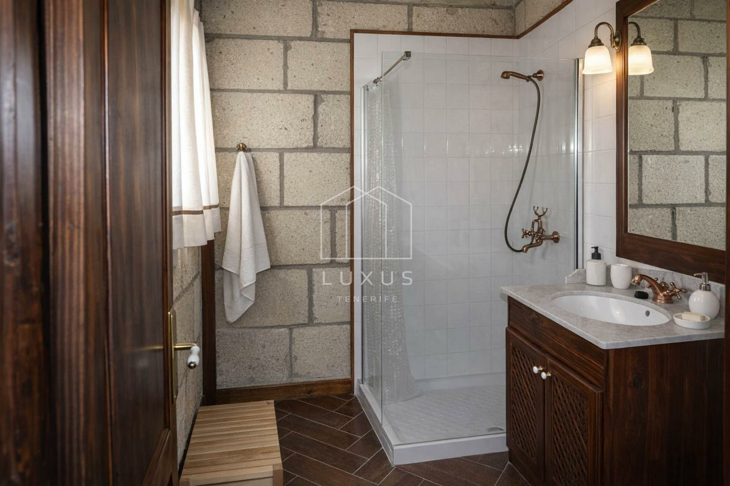 1-bedroom Country House In Granadilla, Spain (90 M²)