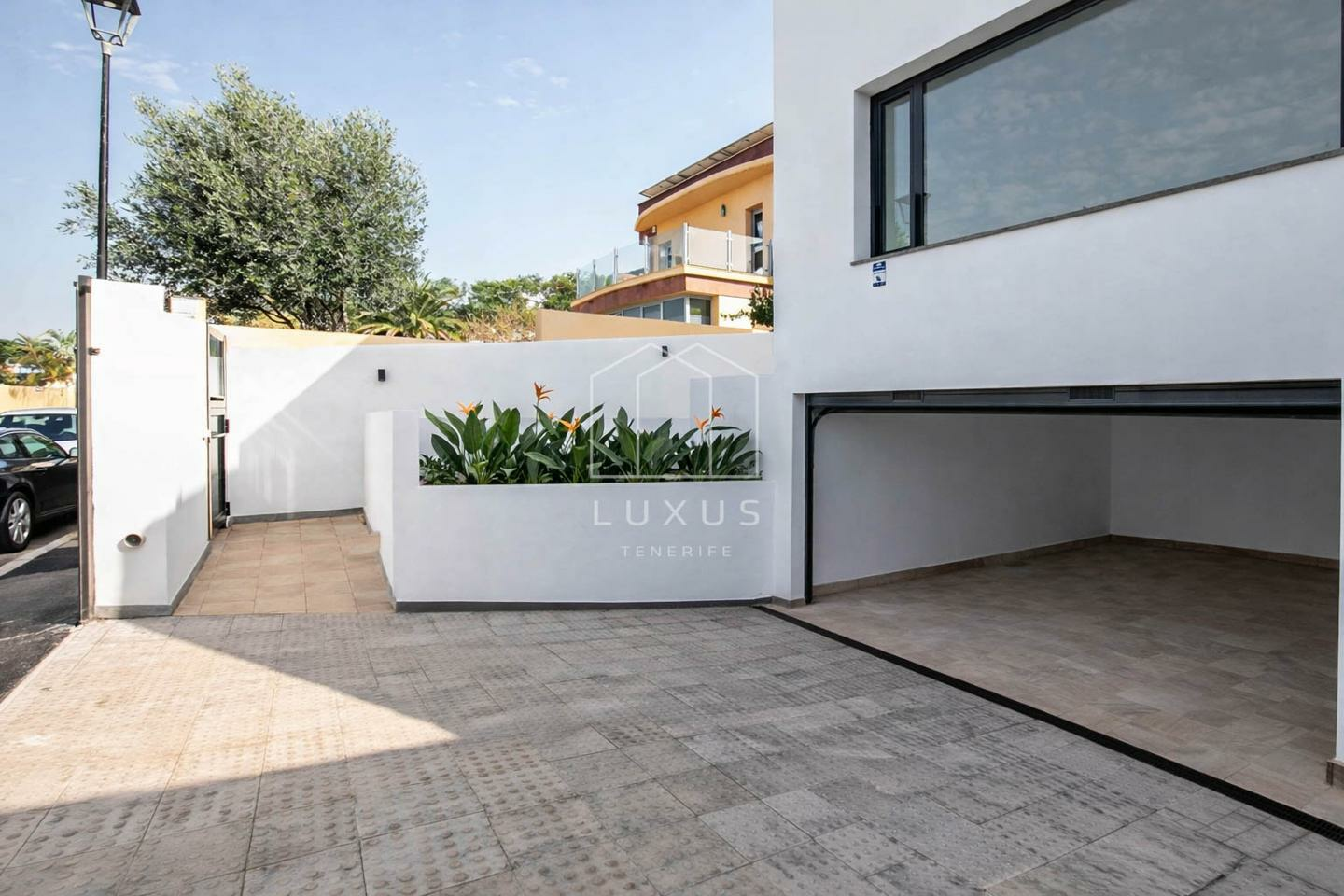 4244086-f587e9e5-a4c1dc 3-bedroom Villa In El Sauzal, Spain (195 M²)