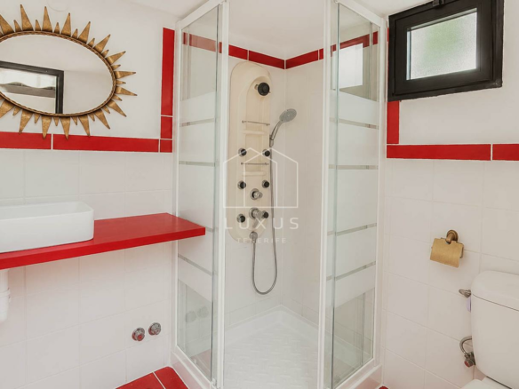 4-bedroom Villa In La Orotava, Spain (200 M²)