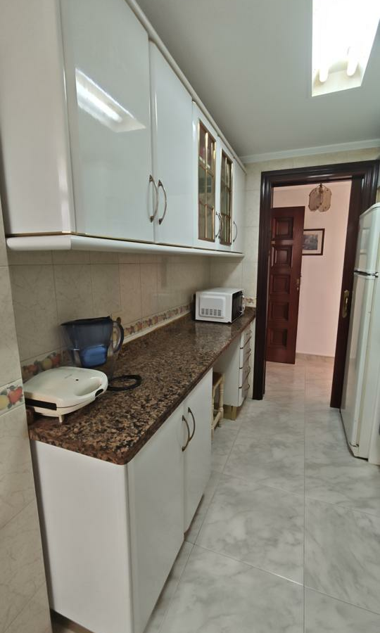 3-bedroom Flat In Málaga, Spain (80 M²)