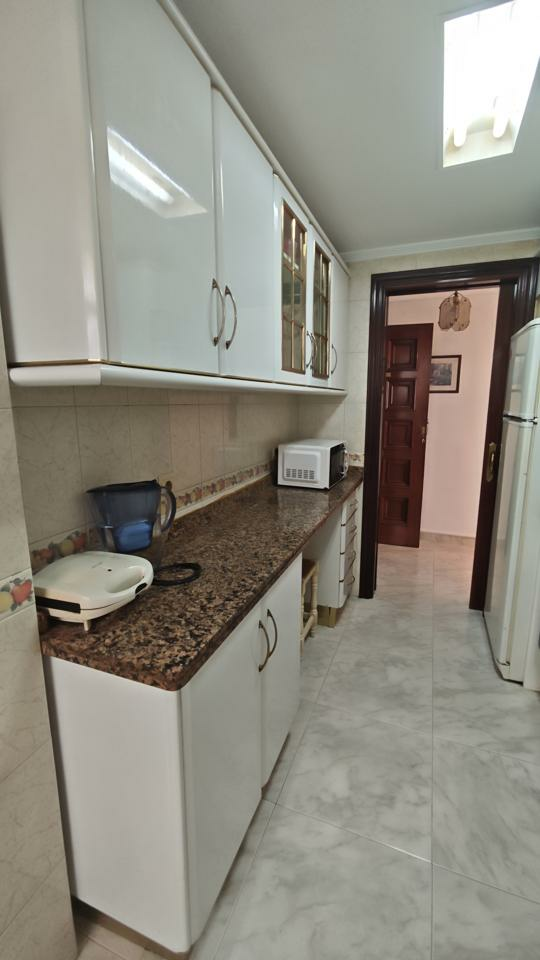 4283488-7395fe4e-a35300 3-bedroom Flat In Málaga, Spain (80 M²)