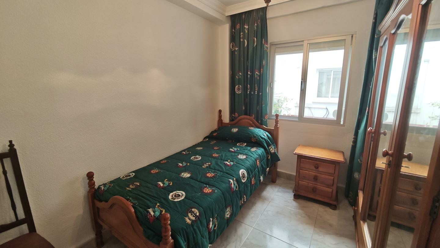 3-bedroom Flat In Málaga, Spain (80 M²)