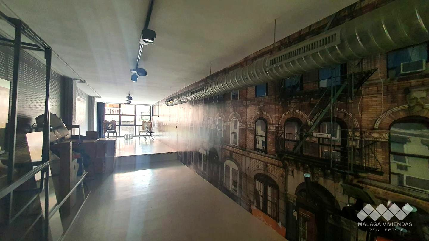 3-bedroom Shop In Alhaurín De La Torre, Spain (85 M²)