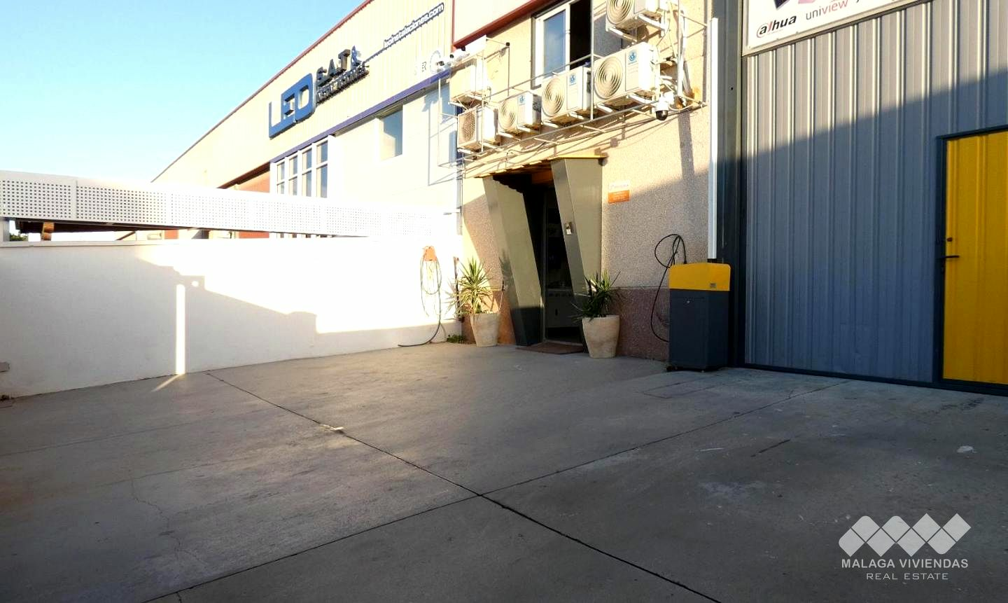 5-bedroom Industrial In Alhaurín De La Torre, Spain (140 M²)