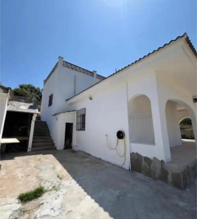 4-bedroom House In Maçanet De La Selva, Spain (200 M²)