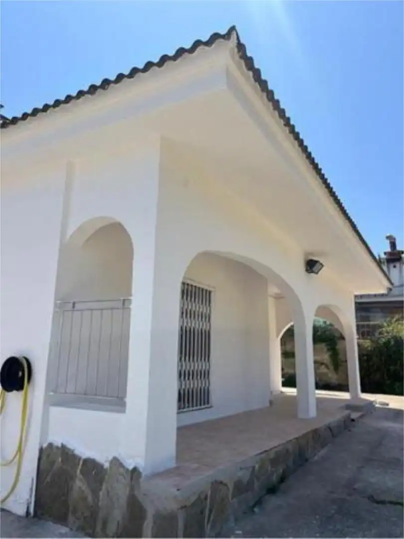 4-bedroom House In Maçanet De La Selva, Spain (200 M²)