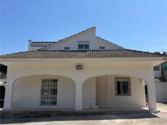 4-bedroom House In Maçanet De La Selva, Spain (200 M²)
