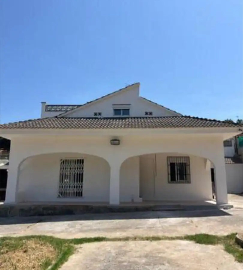 4-bedroom House In Maçanet De La Selva, Spain (200 M²)