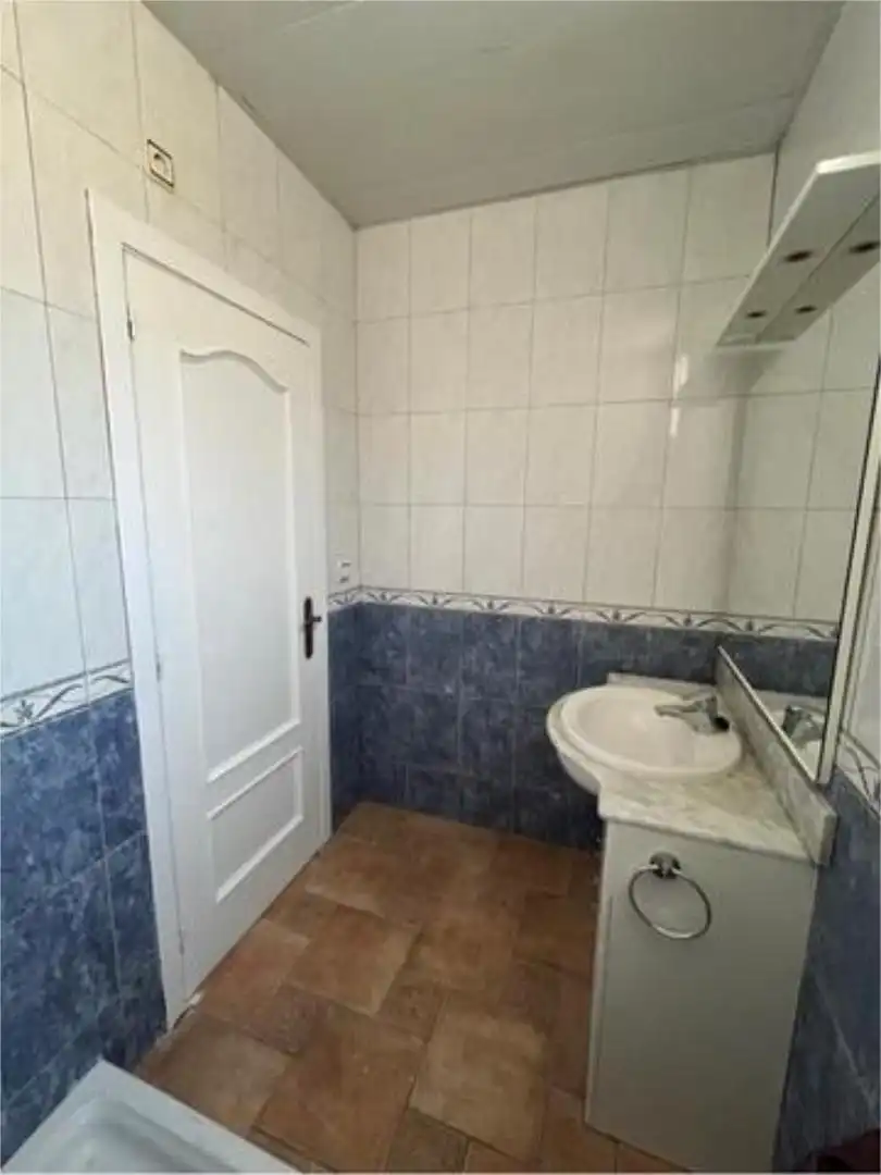 4-bedroom House In Maçanet De La Selva, Spain (200 M²)