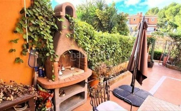 3-bedroom Terraced House In L’alfas Del Pi, Spain (140 M²)