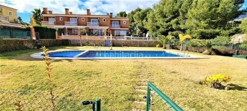 3-bedroom Terraced House In L’alfas Del Pi, Spain (140 M²)