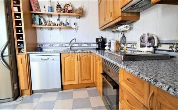 3-bedroom Terraced House In L’alfas Del Pi, Spain (140 M²)