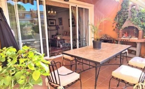 3-bedroom Terraced House In L’alfas Del Pi, Spain (140 M²)