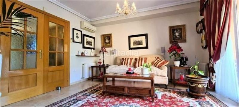 3-bedroom Terraced House In L’alfas Del Pi, Spain (140 M²)