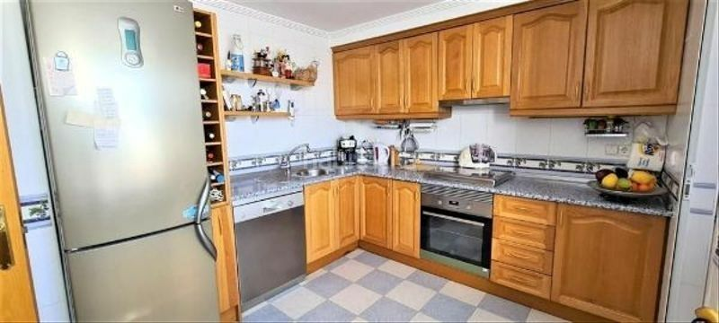 3-bedroom Terraced House In L’alfas Del Pi, Spain (140 M²)