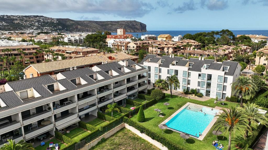 2-bedroom Apartment In Jávea, Spain (102 M²)