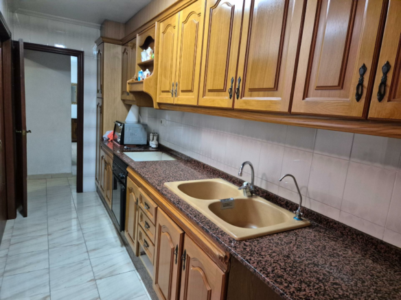 3-bedroom Flat In Elche, Spain (96 M²)