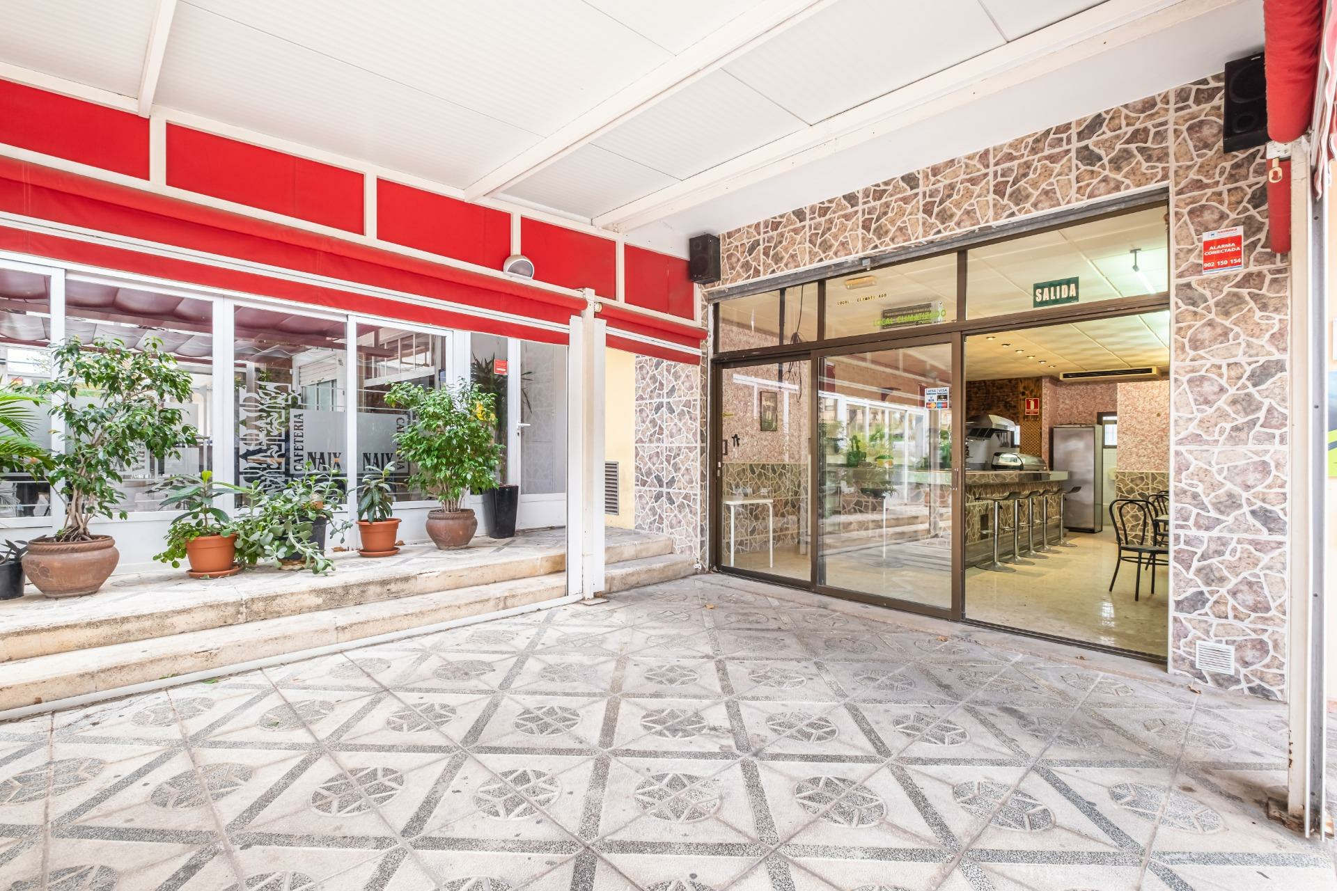 Business In Benidorm, Spain (72 M²)