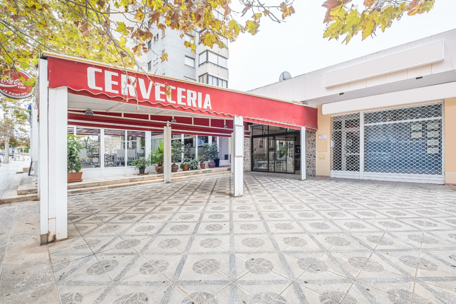 Business In Benidorm, Spain (72 M²)
