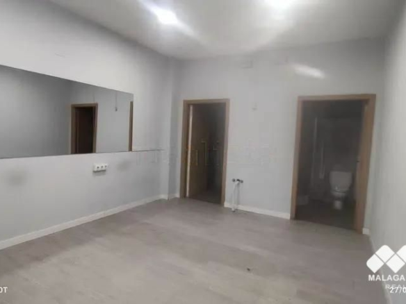 1-bedroom Shop In Torremolinos, Spain (36 M²)