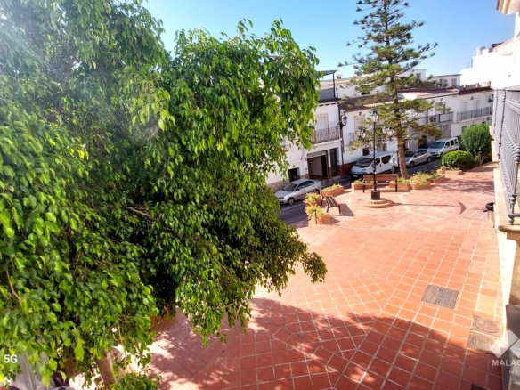 2-bedroom Office In Alhaurín El Grande, Spain (70 M²)