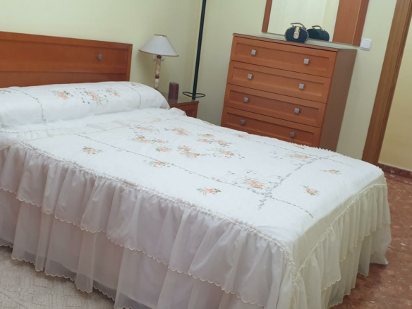 3-bedroom Flat In Elche, Spain (110 M²)