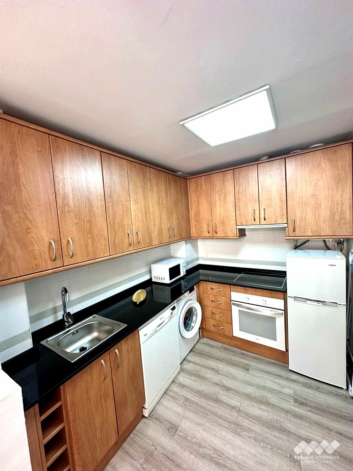 2-bedroom Flat In Málaga, Spain (84 M²)