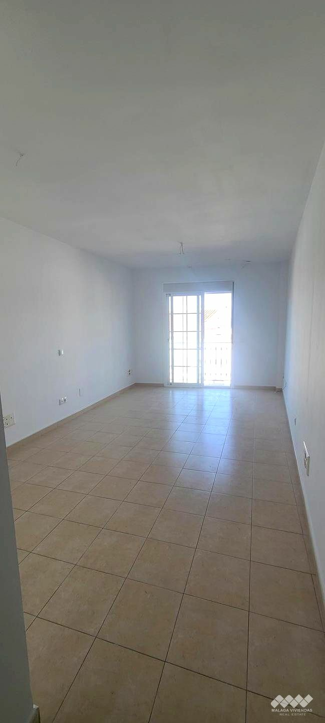 2-bedroom Office In Alhaurín El Grande, Spain (70 M²)
