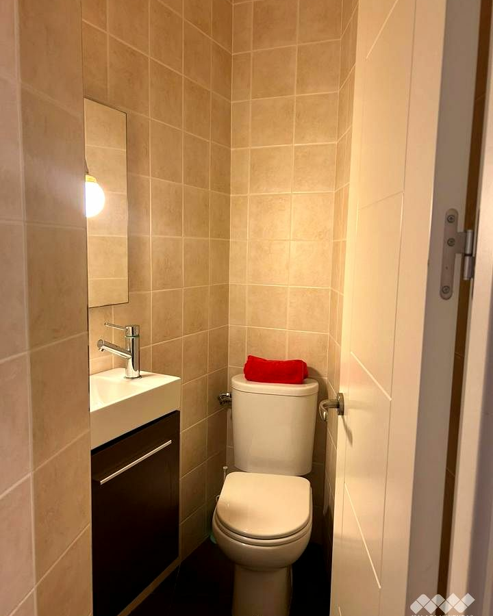 3-bedroom Flat In Málaga, Spain (100 M²)