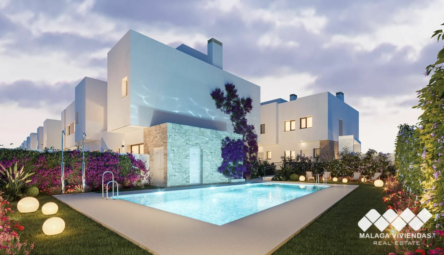 3-bedroom Attached In Málaga, Spain (128 M²)