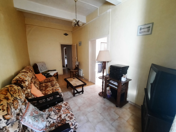 2-bedroom House In Saint Genies De Fontedit, France (90 M²)