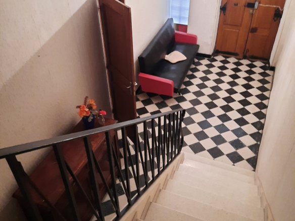 2-bedroom House In Saint Genies De Fontedit, France (90 M²)