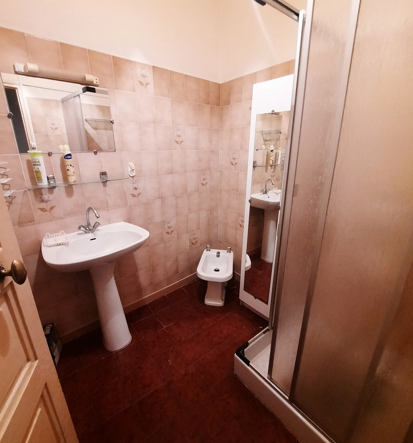 2-bedroom House In Saint Genies De Fontedit, France (90 M²)