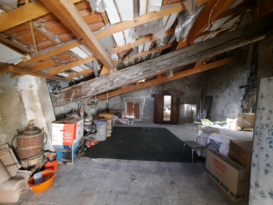 2-bedroom House In Saint Genies De Fontedit, France (90 M²)