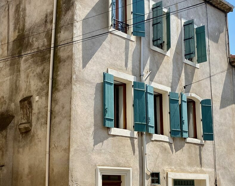 3-bedroom House In Autignac, France (85 M²)