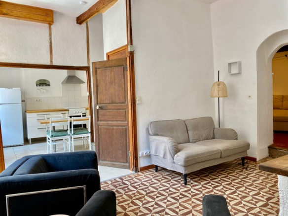 3-bedroom House In Autignac, France (85 M²)