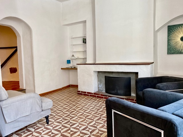 3-bedroom House In Autignac, France (85 M²)