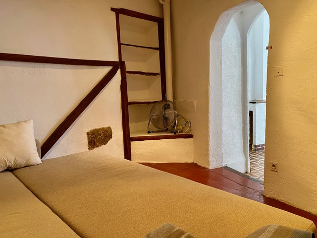 3-bedroom House In Autignac, France (85 M²)