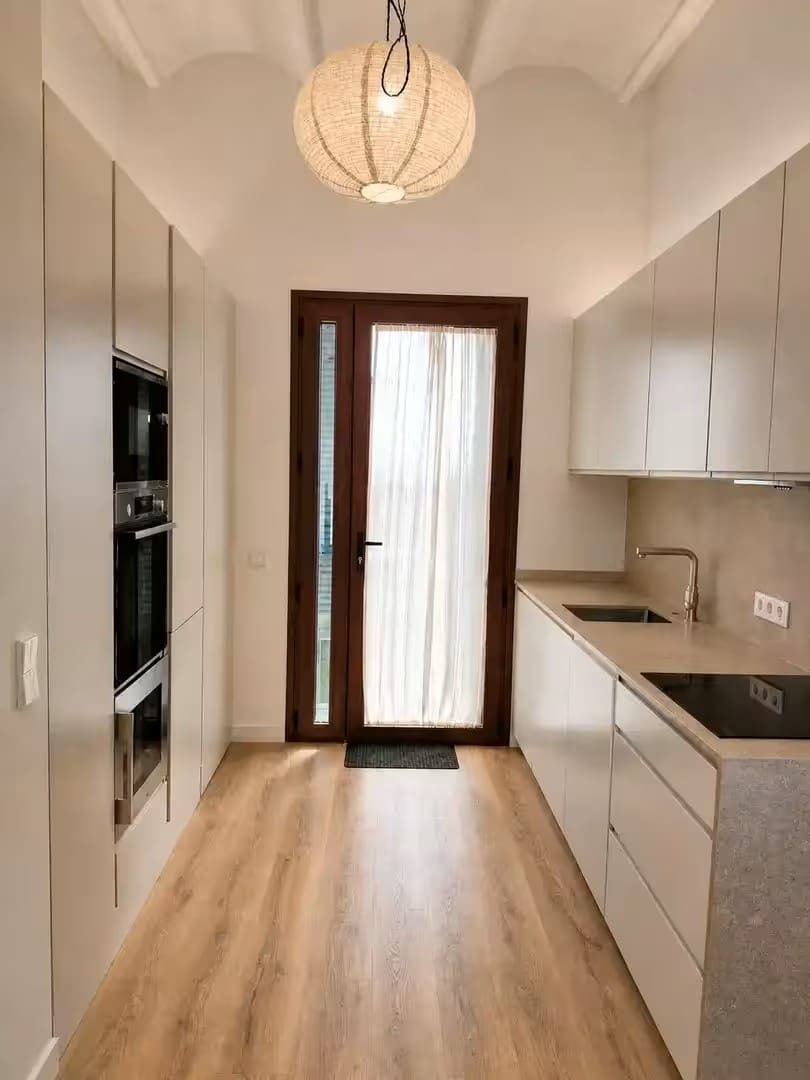 2-bedroom Apartment In Palma De Mallorca, Spain (62 M²)